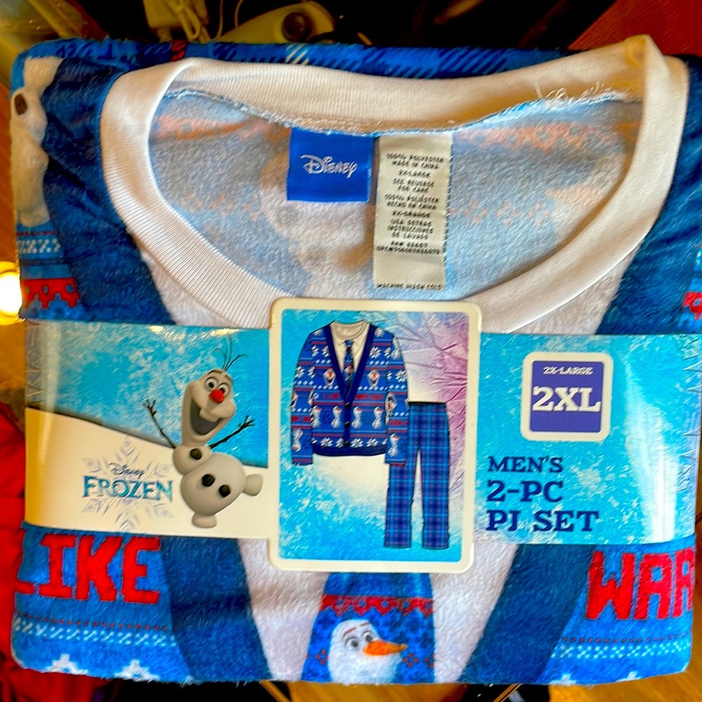 2 piece Men’s Disney Frozen PJ Set